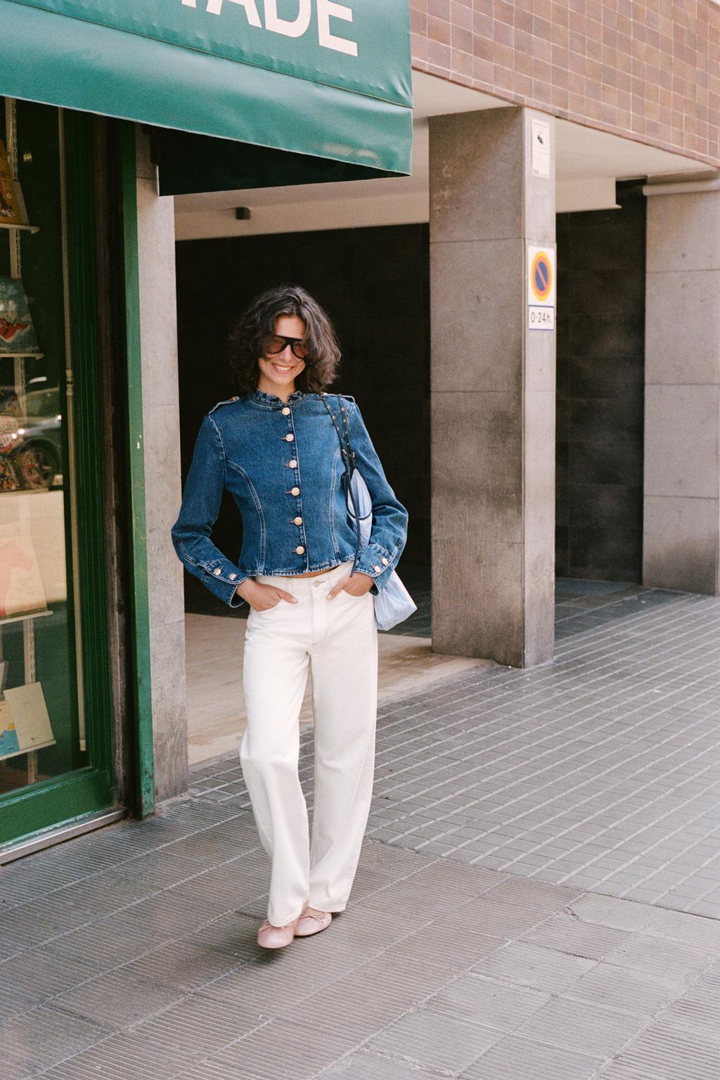 ДЖИНСОВАЯ КУРТКА Z1975 С ЗОЛОТЫМИ ПУГОВИЦАМИ