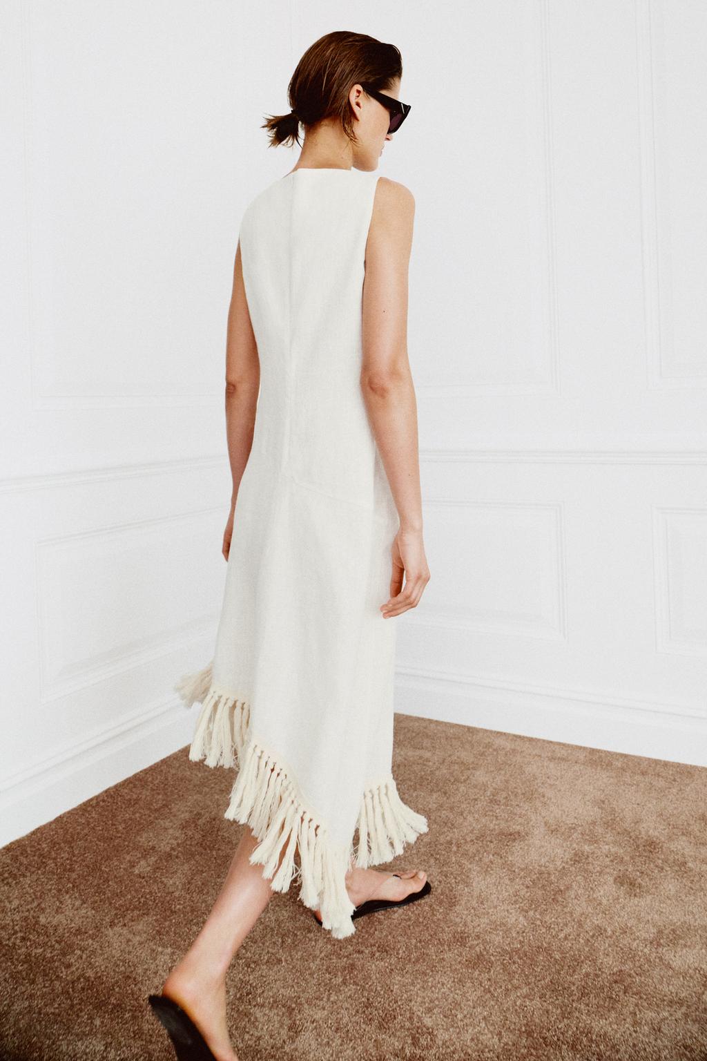 ПЛАТЬЕ ИЗ ЛЬНА С БАХРОМОЙ — коллекция Zara «ZW»