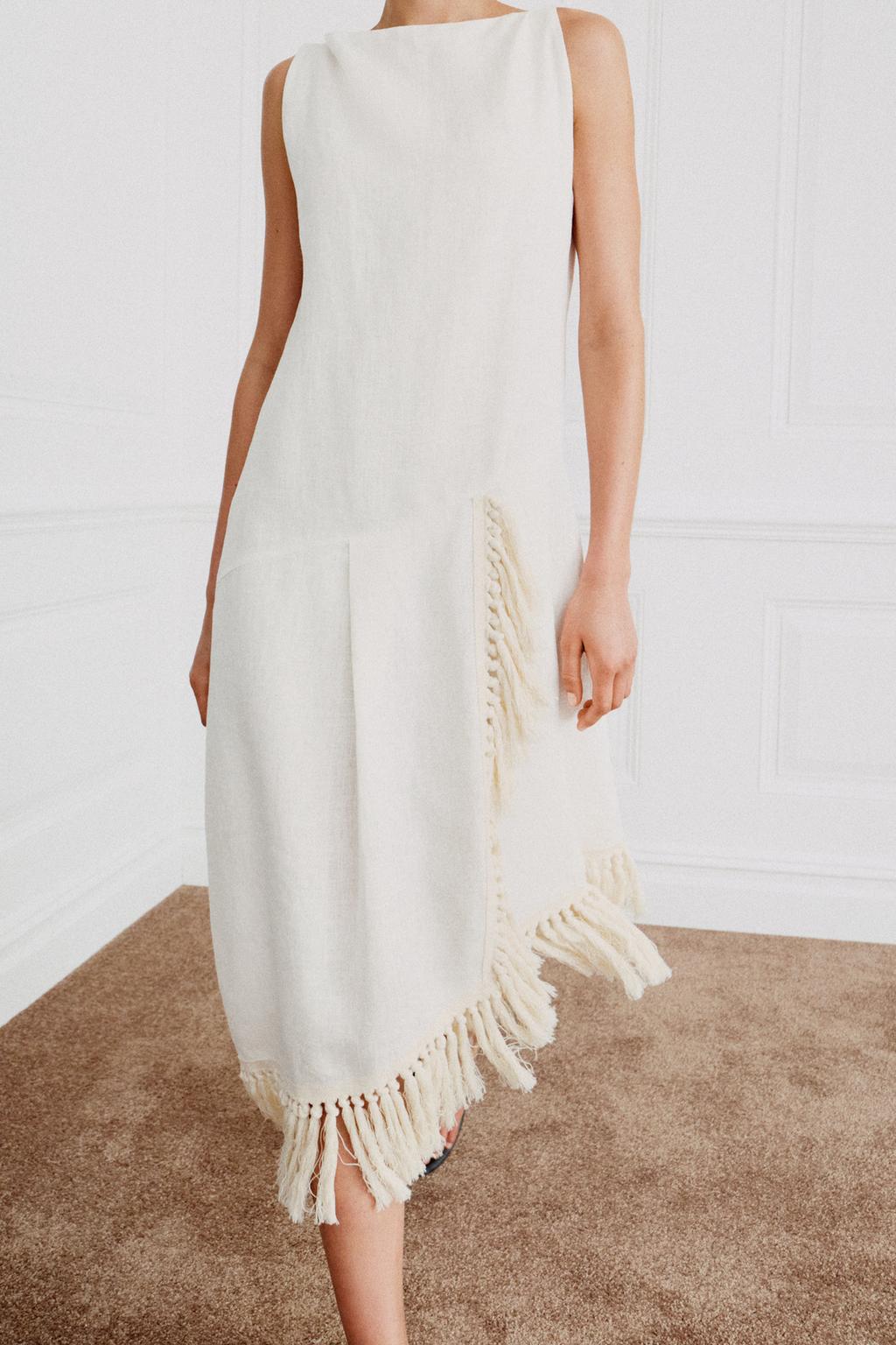 ПЛАТЬЕ ИЗ ЛЬНА С БАХРОМОЙ — коллекция Zara «ZW»