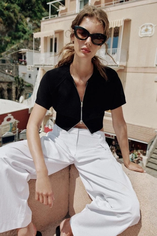 Укороченный кардиган на молнии