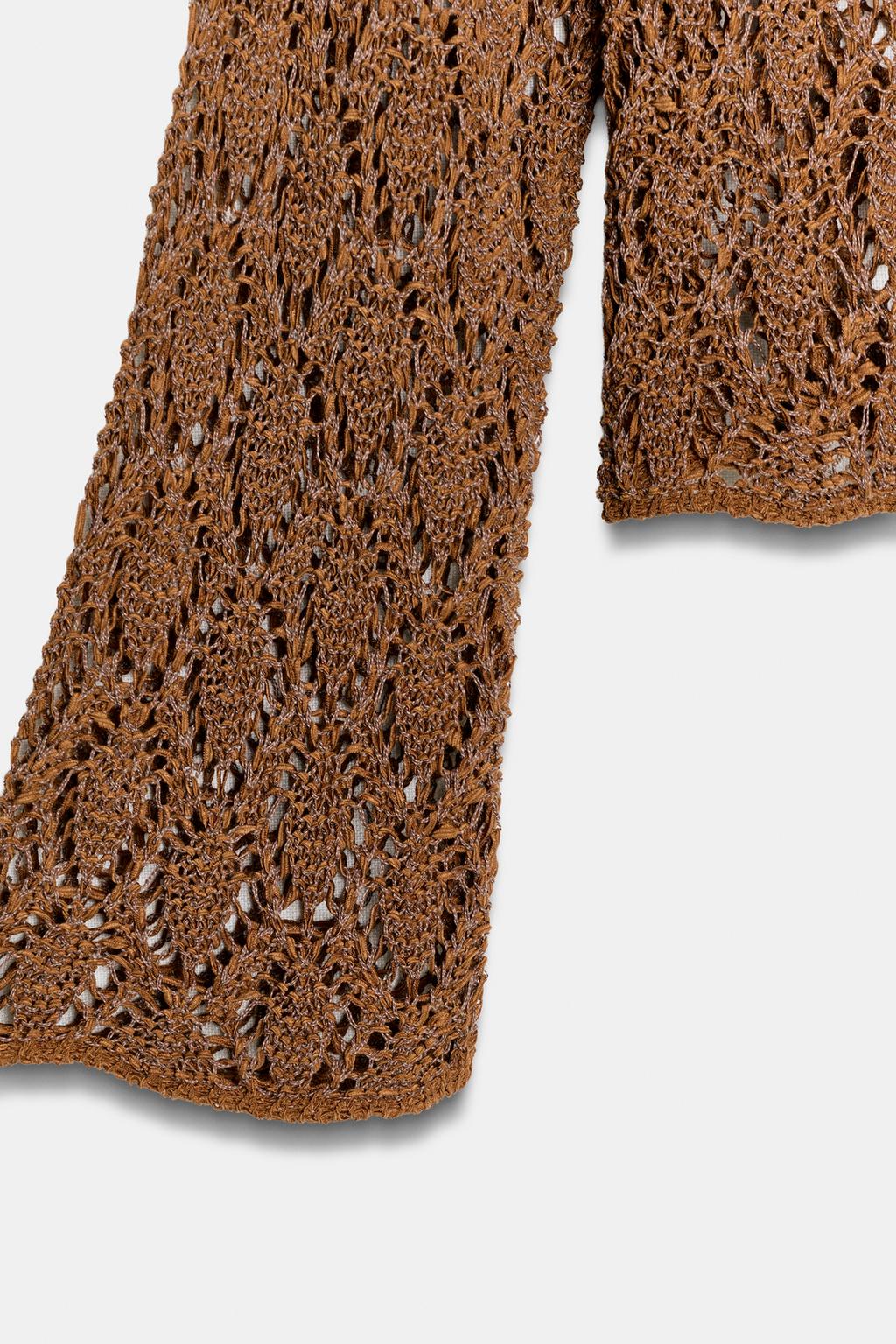 СВИТЕР С АЖУРНЫМ УЗОРОМ И РУКАВАМИ КЛЕШ