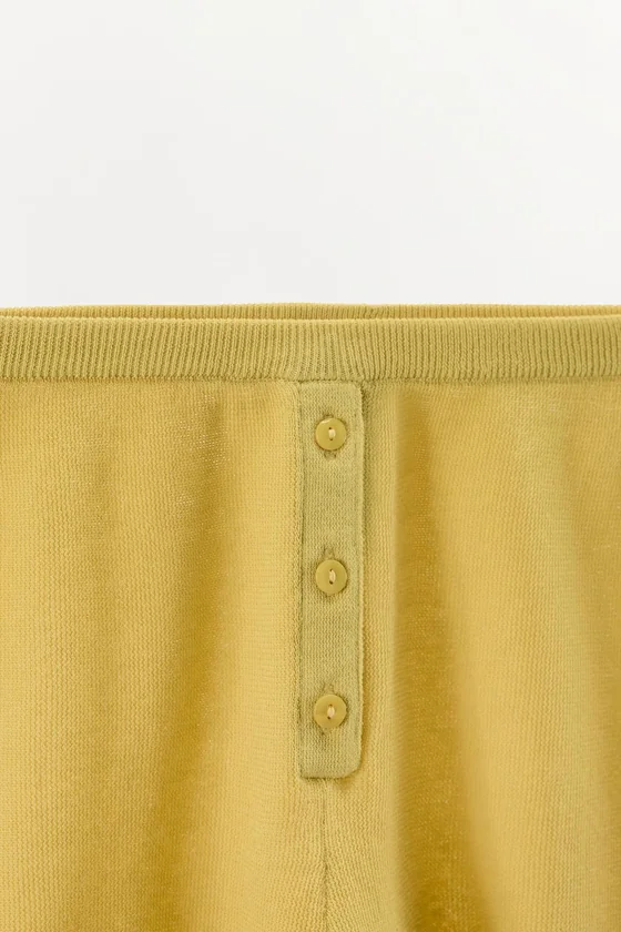 ТРИКОТАЖНЫЕ ШОРТЫ С ПУГОВИЦАМИ