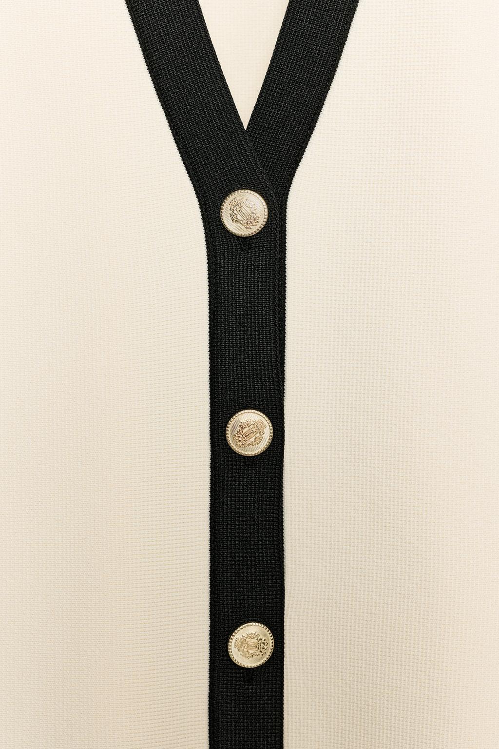 ВЯЗАНЫЙ ЖАКЕТ С КОНТРАСТНОЙ ОТДЕЛКОЙ