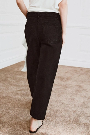 Зауженные джинсы со средней посадкой — коллекция Zara «Zw»- Заказать в России