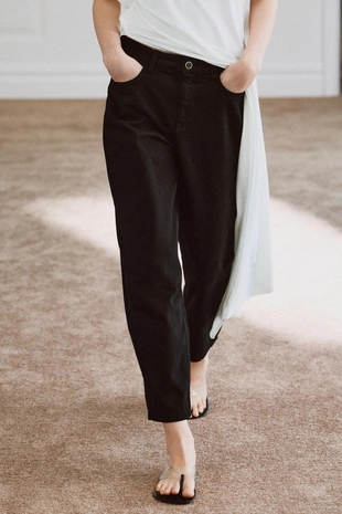 Зауженные джинсы со средней посадкой — коллекция Zara «Zw»- Заказать в России