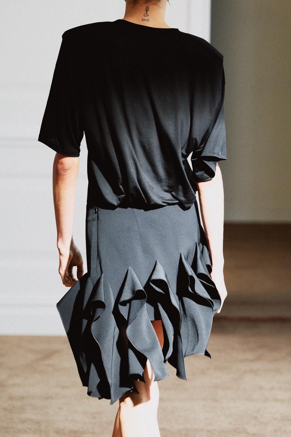 КОРОТКАЯ ЮБКА С ВОЛАНАМИ — ZW COLLECTION