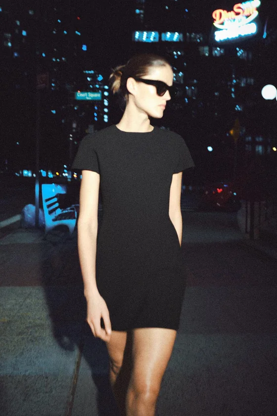 КОРОТКОЕ ПЛАТЬЕ — коллекция Zara «ZW»