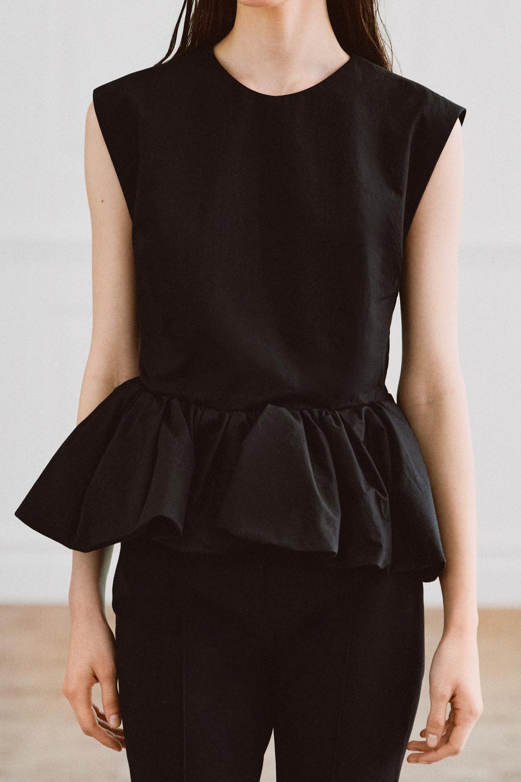 ТОП С БАСКОЙ БЕЗ РУКАВОВ — ZW COLLECTION