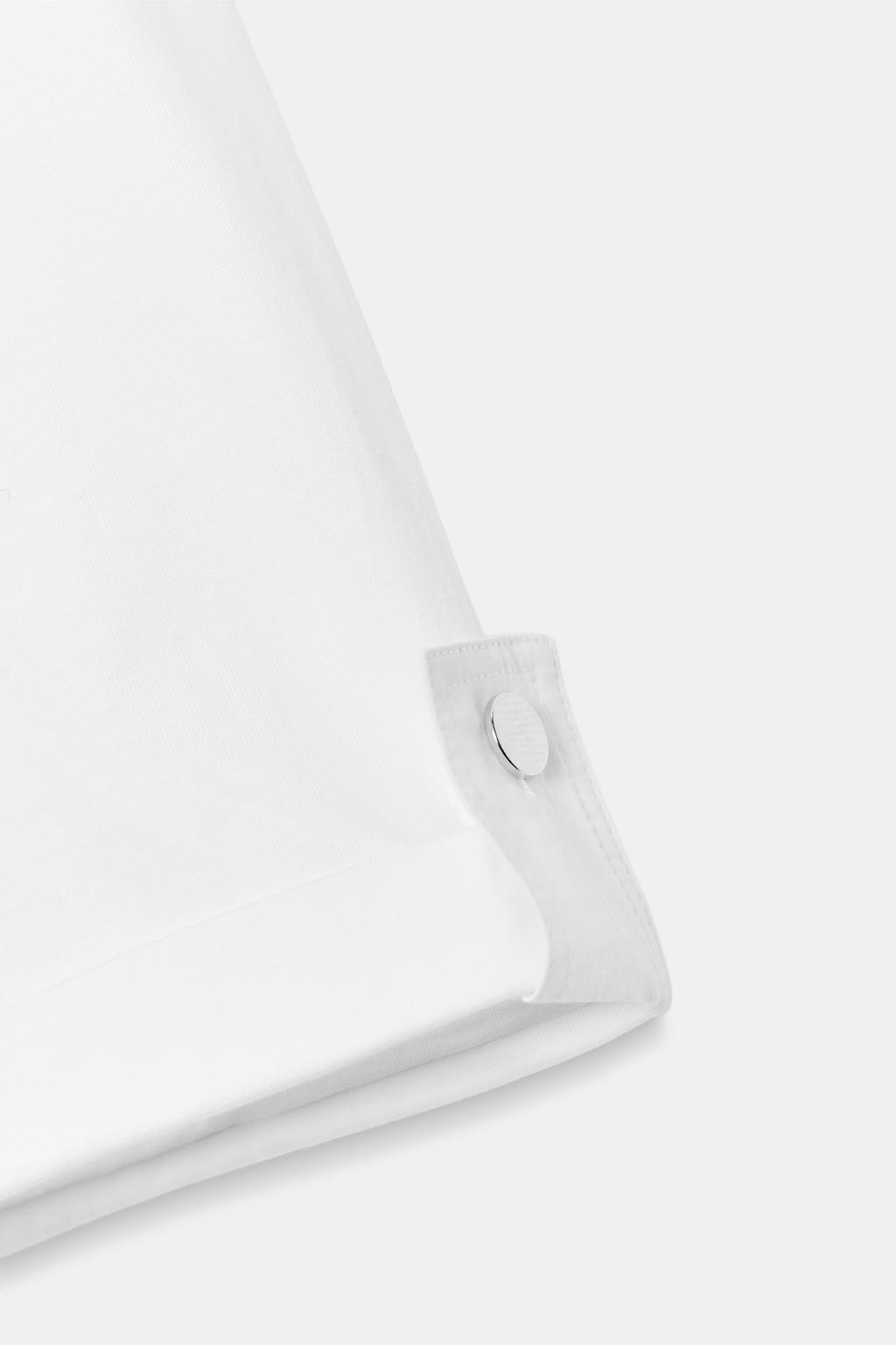 АСИММЕТРИЧНАЯ ФУТБОЛКА С ПУГОВИЦЕЙ