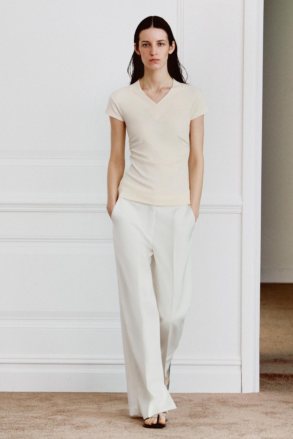 ФУТБОЛКА ИЗ СМЕСОВОГО ЛЬНА СО СБОРКАМИ