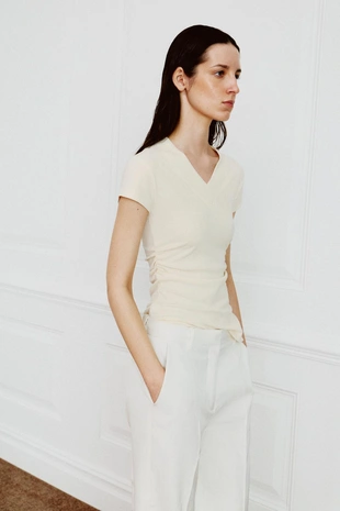 Футболка из смесового льна со сборками- Заказать в России