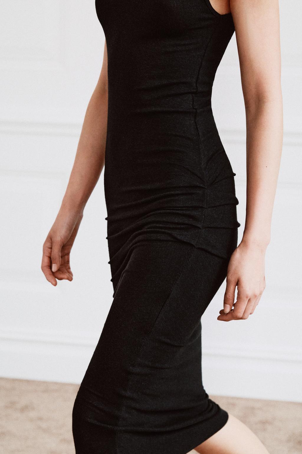 ПЛАТЬЕ МИДИ СО СБОРКАМИ