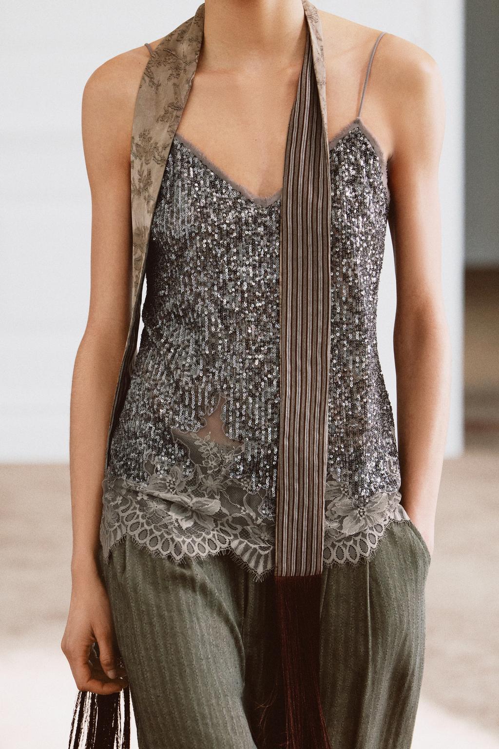 ТОП НА БРЕТЕЛЯХ С ПАЙЕТКАМИ — ZW COLLECTION