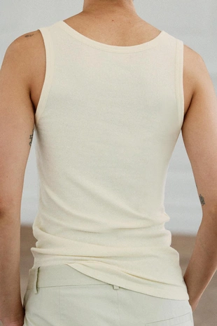 Футболка с пуговицами из льна- Заказать в России