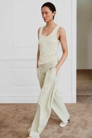 Футболка с пуговицами из льна- Заказать в России