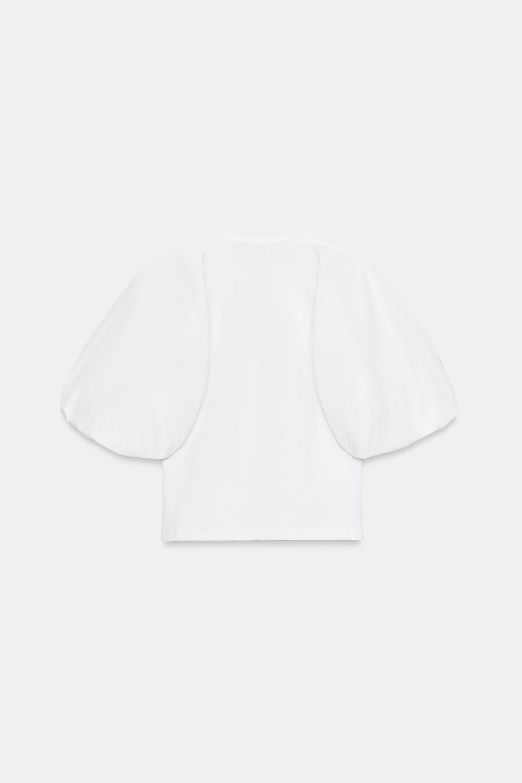 КОМБИНИРОВАННАЯ ФУТБОЛКА С ОБЪЕМНЫМИ РУКАВАМИ