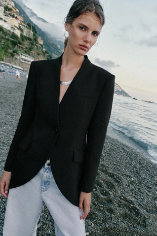 Асимметричный блейзер с подплечниками- Заказать в России