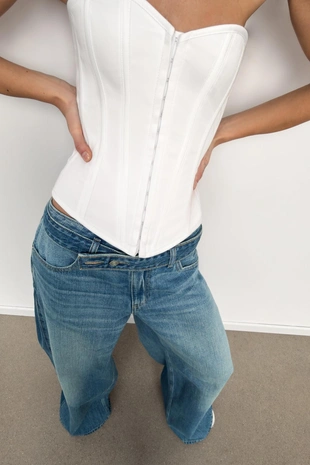 Топ в бельевом стиле