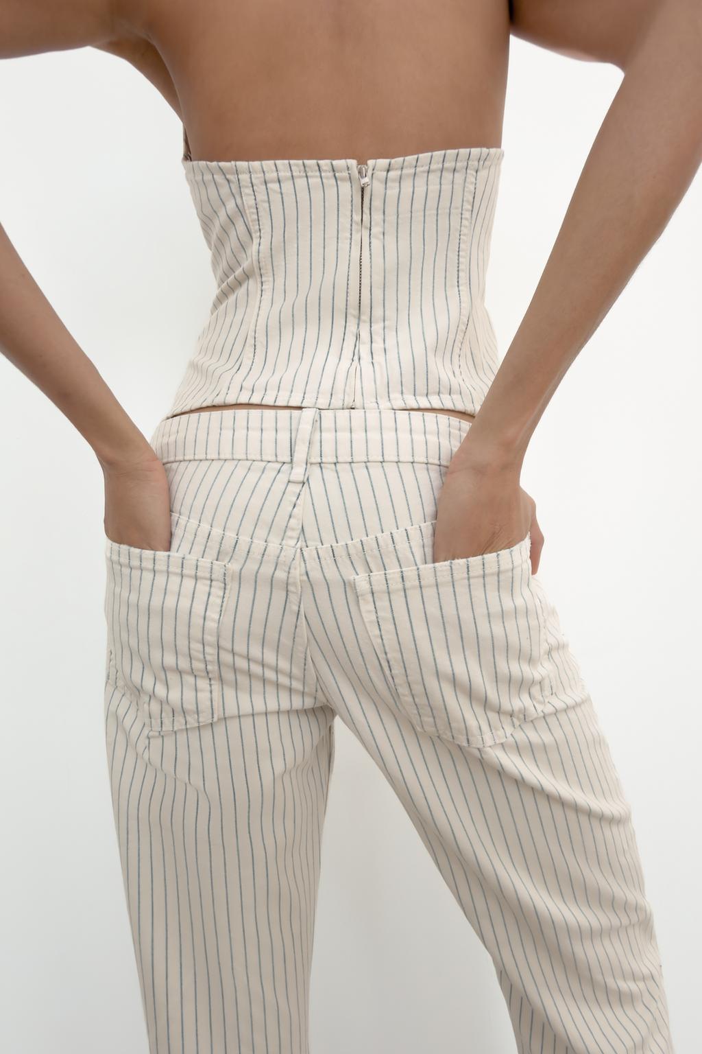 ТОП В ПОЛОСКУ С ГОРЛОВИНОЙ ХАЛТЕР