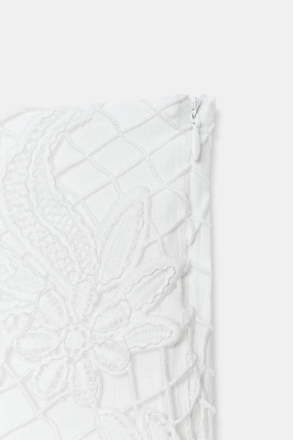 ЮБКА МИДИ АСИММЕТРИЧНОГО КРОЯ С ВЫШИВКОЙ