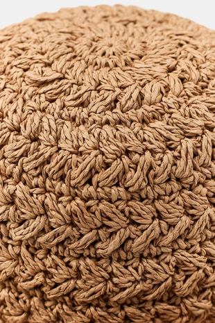 Плетеная шляпа с контрастной отделкой- Заказать в России