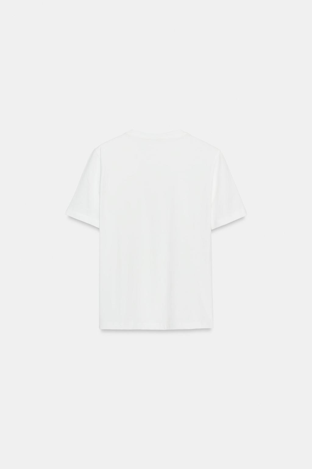 ФУТБОЛКА С МЕТАЛЛИЧЕСКОЙ ОТДЕЛКОЙ