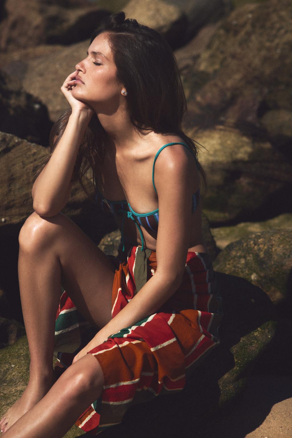 ПАРЕО В ПОЛОСКУ