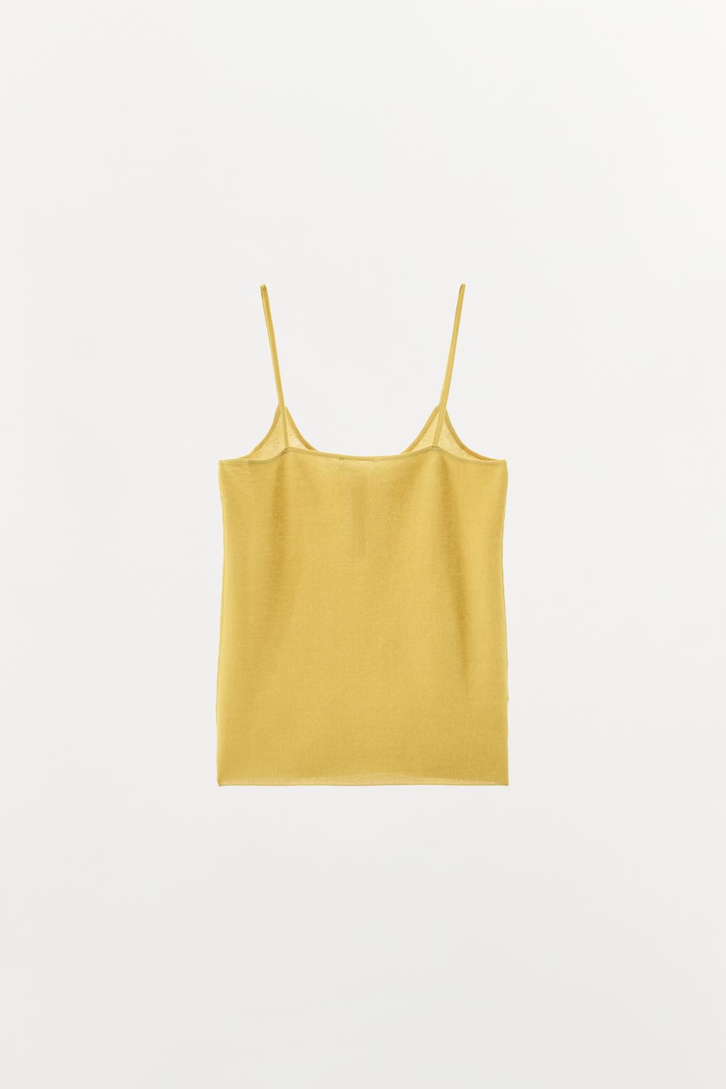 ТРИКОТАЖНЫЙ ТОП НА БРЕТЕЛЯХ