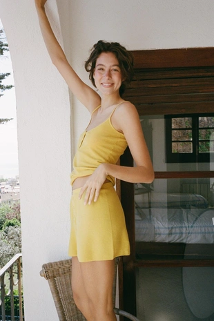 Трикотажный топ на бретелях- Заказать в России