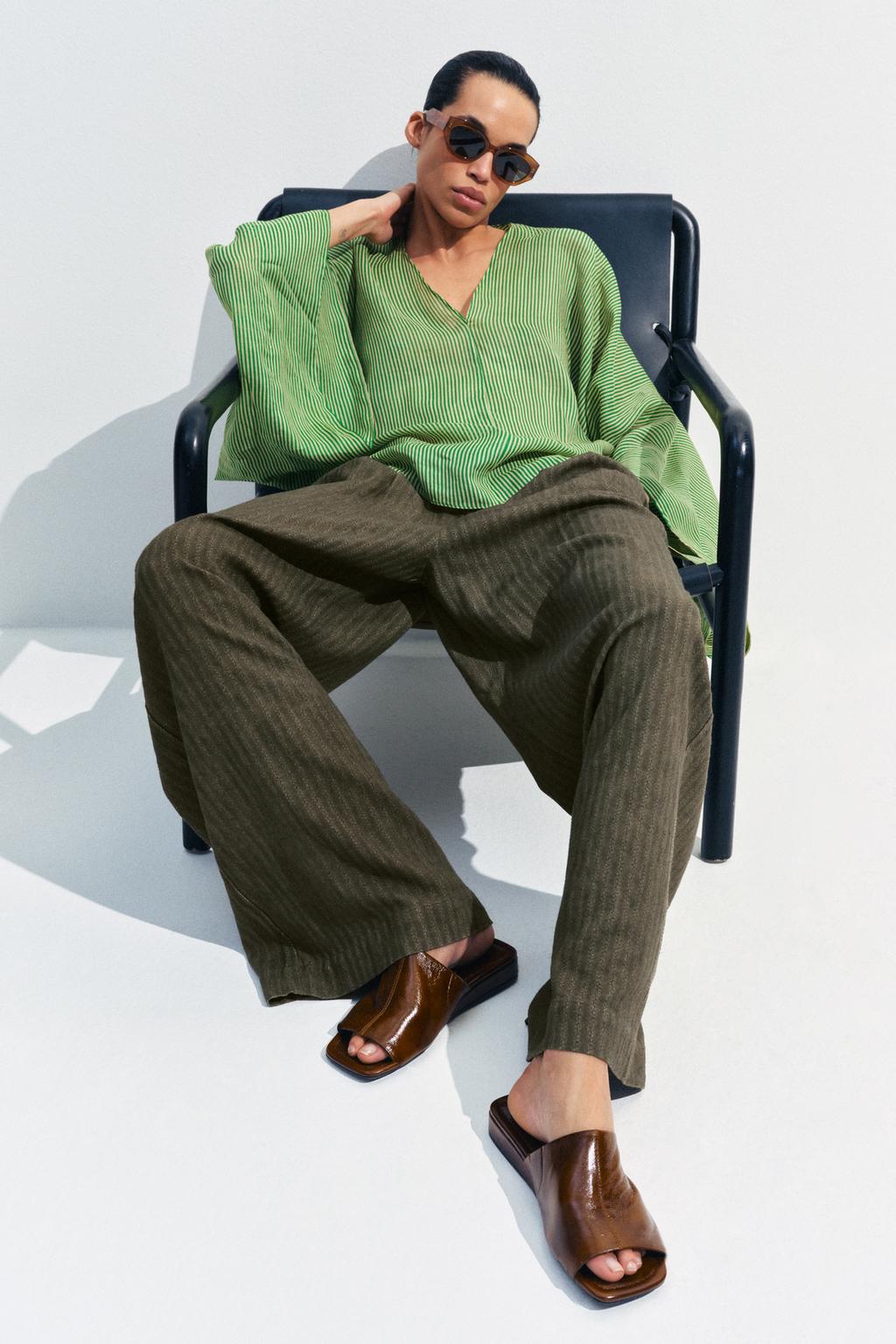 КОЖАНЫЕ МЮЛИ НА ТАНКЕТКЕ