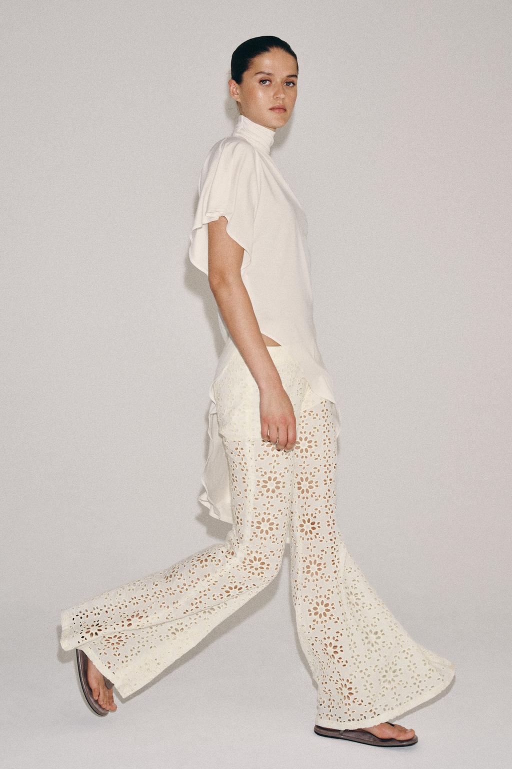 РАСКЛЕШЕННЫЕ БРЮКИ С ВЫШИВКОЙ ZW