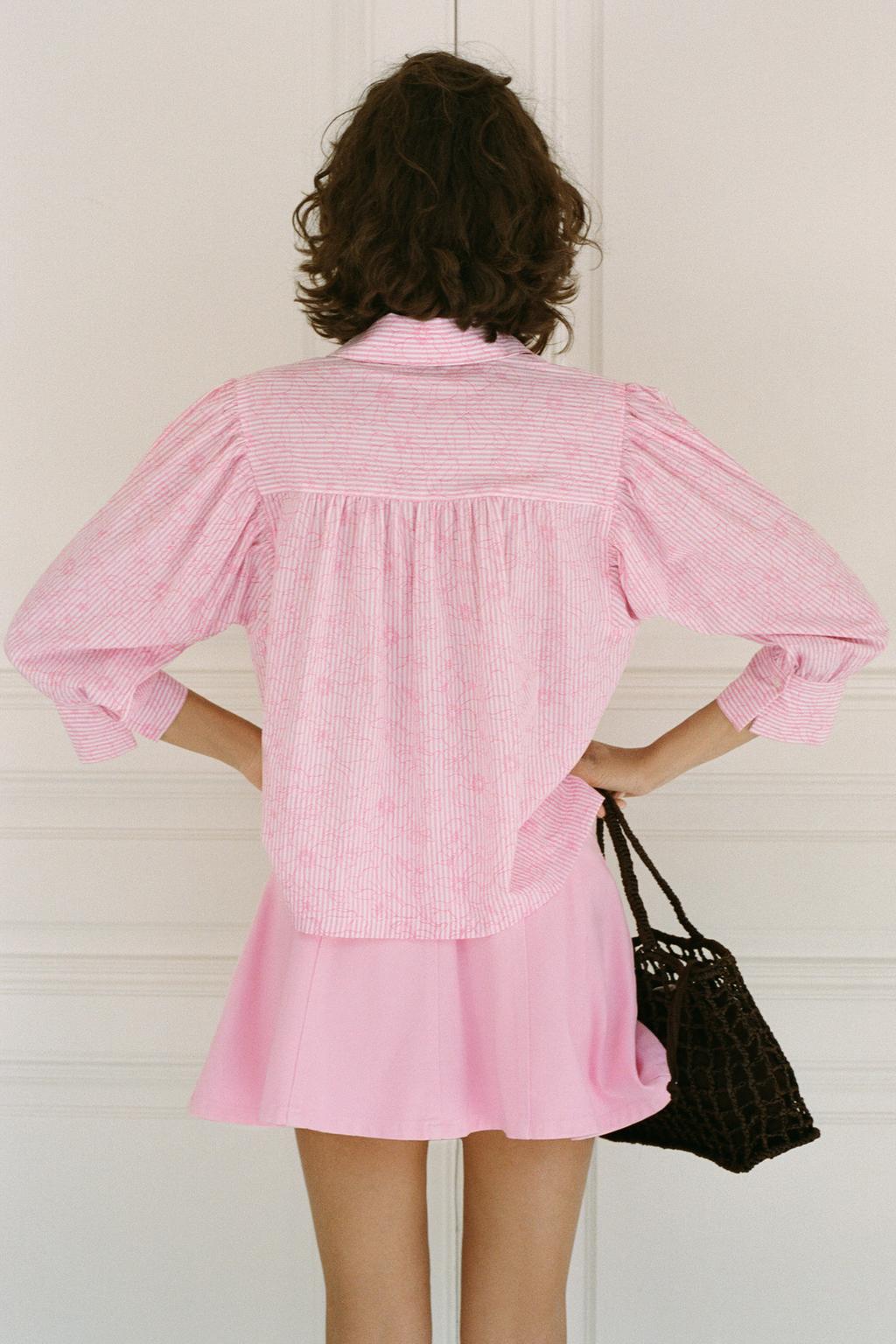 РУБАШКА В ПОЛОСКУ С ЦВЕТОЧНЫМ ПРИНТОМ