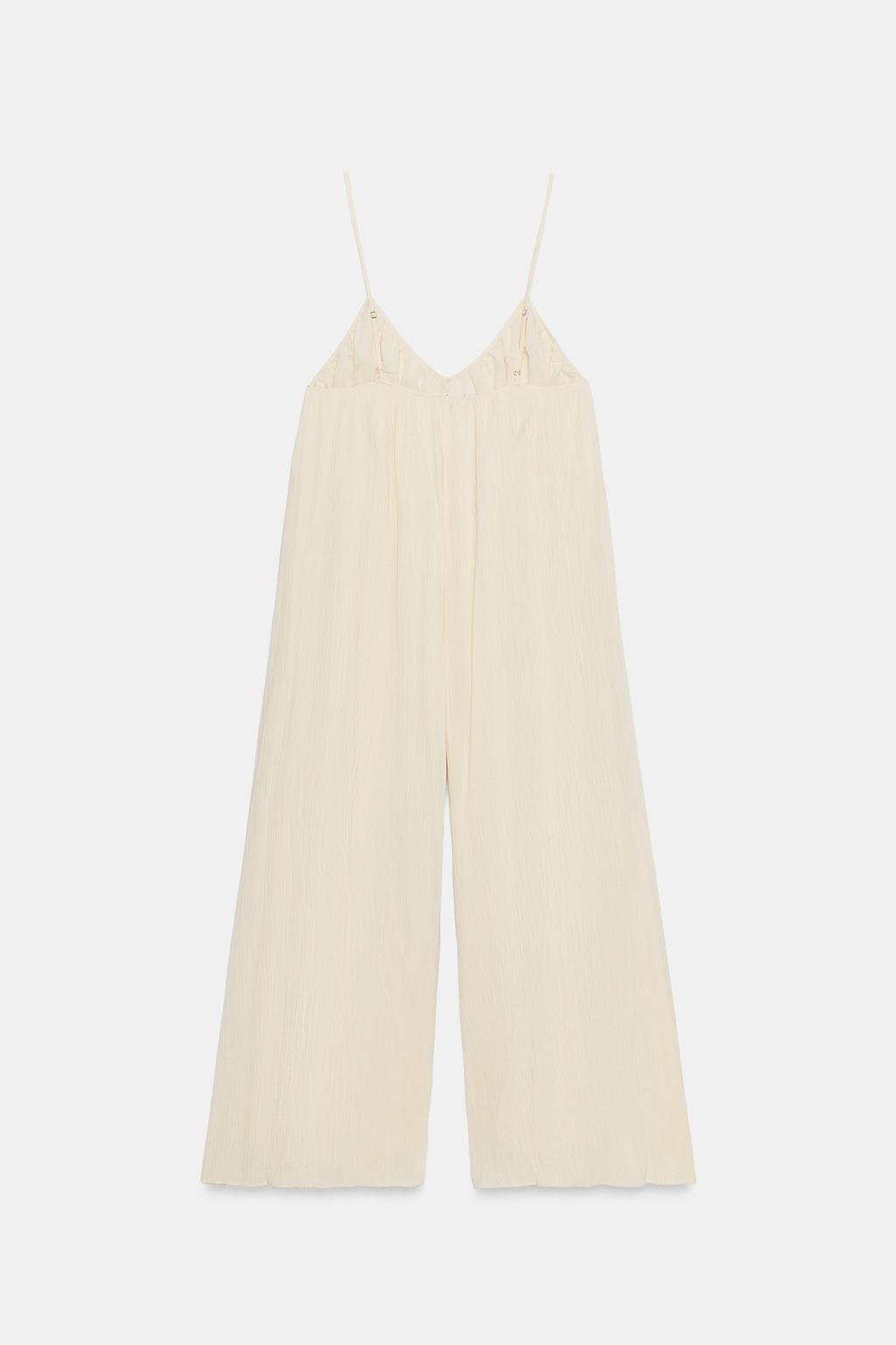 ДЛИННЫЙ КОМБИНЕЗОН НА БРЕТЕЛЯХ С ТЕКСТУРОЙ