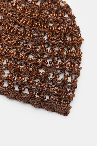 Вязаная шапка-шлем с бусинами- Заказать в России