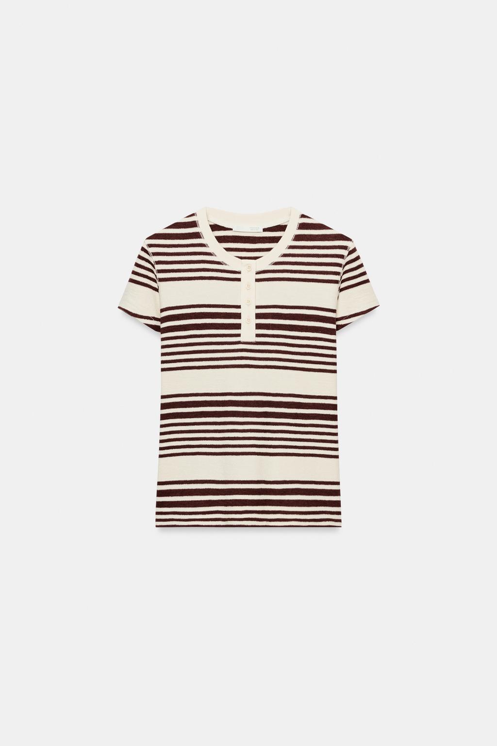 ФУТБОЛКА С ВОРОТНИКОМ НА ПУГОВИЦАХ В ПОЛОСКУ