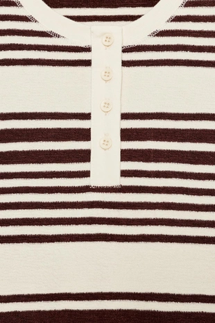 Футболка с воротником на пуговицах в полоску- Заказать в России