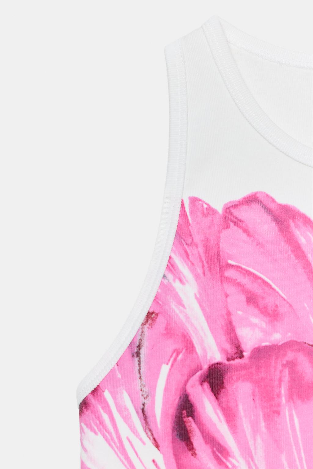 ФУТБОЛКА С ЦВЕТОЧНЫМ ПРИНТОМ