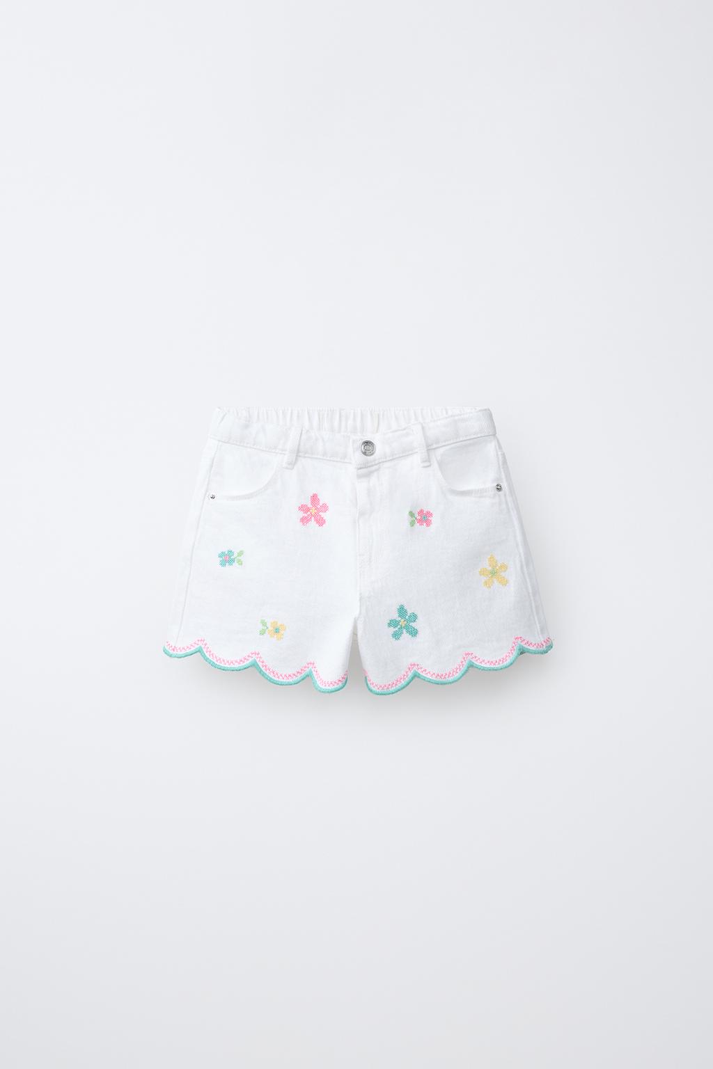БЕРМУДЫ ИЗ ТВИЛА С ВЫШИВКОЙ КРЕСТИКОМ