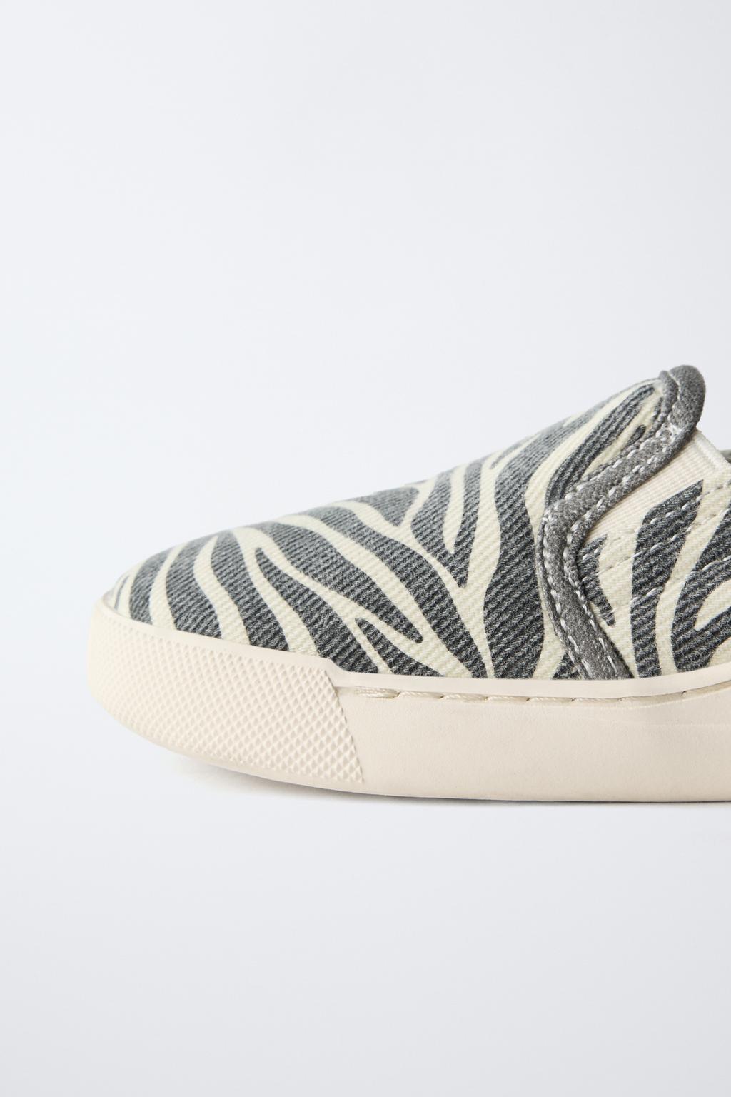 КЕДЫ С ПРИНТОМ ЗЕБРА