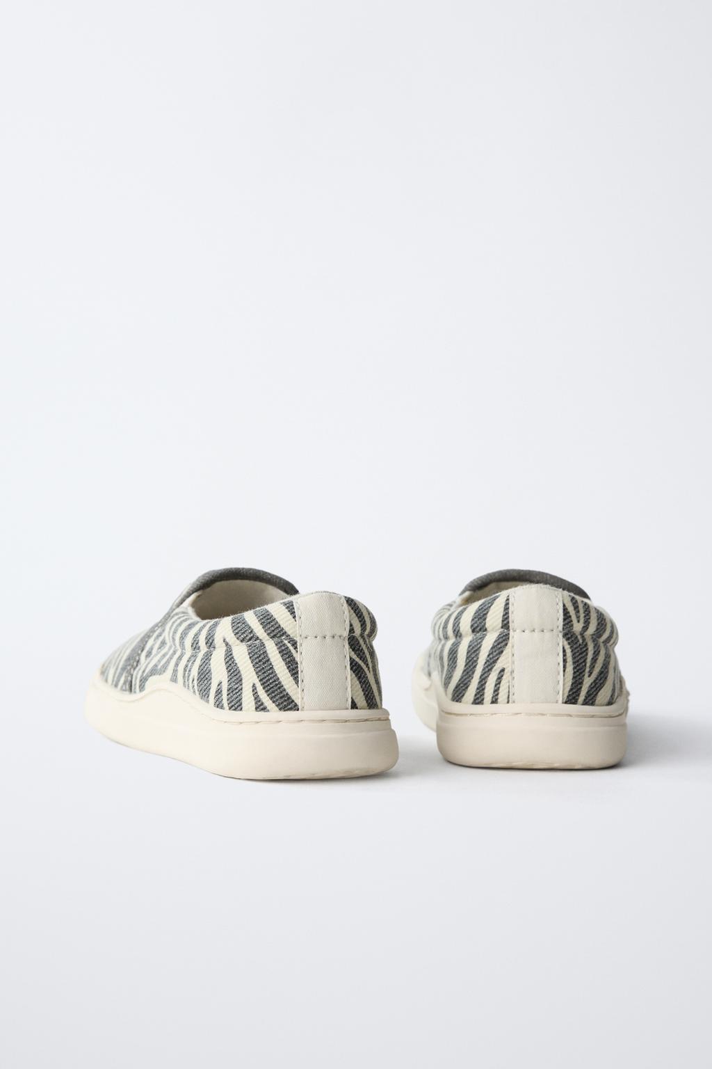 КЕДЫ С ПРИНТОМ ЗЕБРА