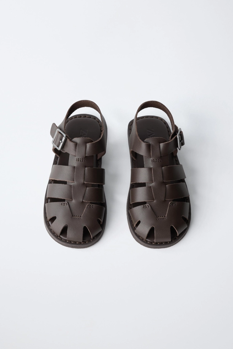 Кожаные сандалии с ремешками