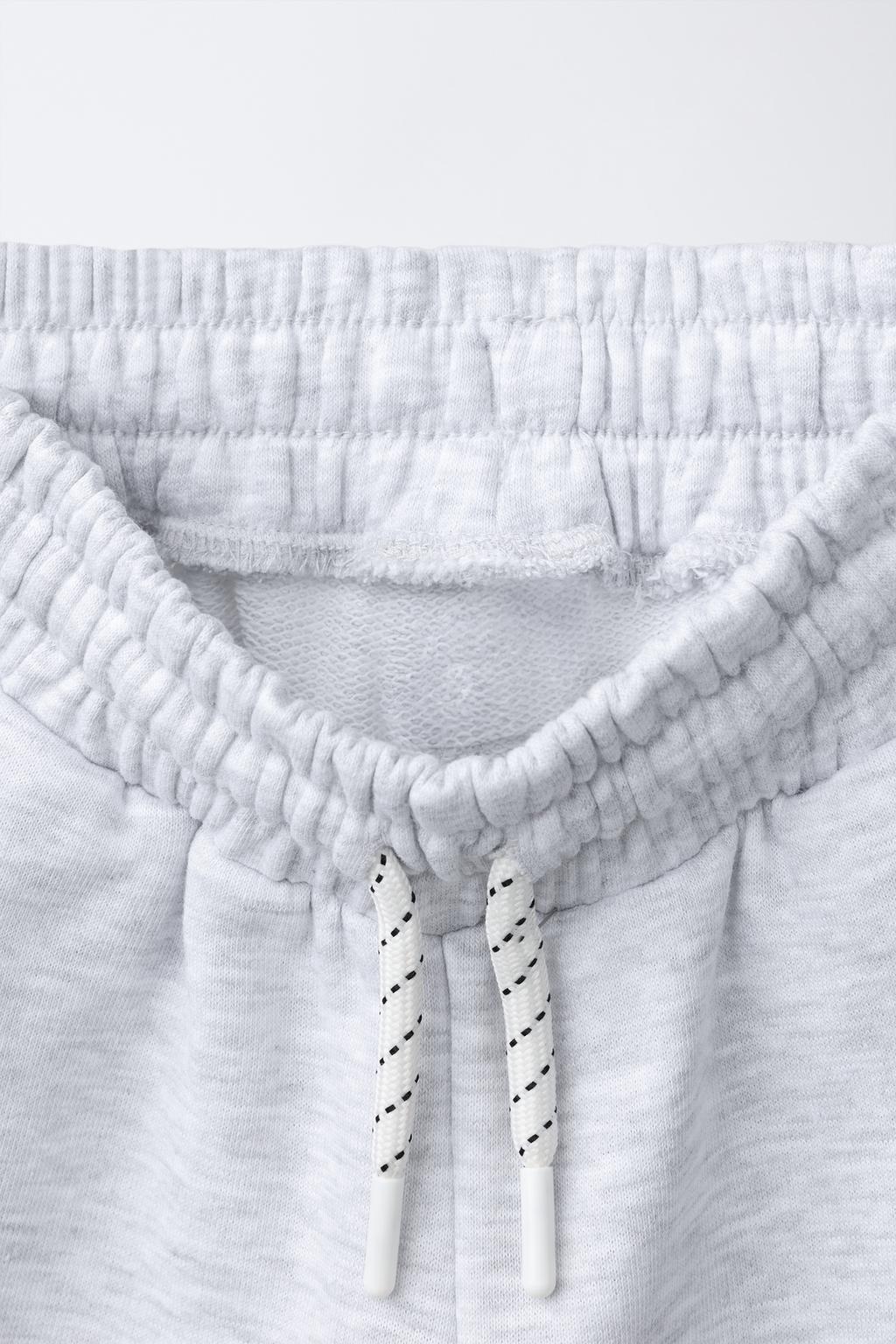 ДЖОГГЕРЫ  С НЕОБРАБОТАННЫМ КРАЕМ