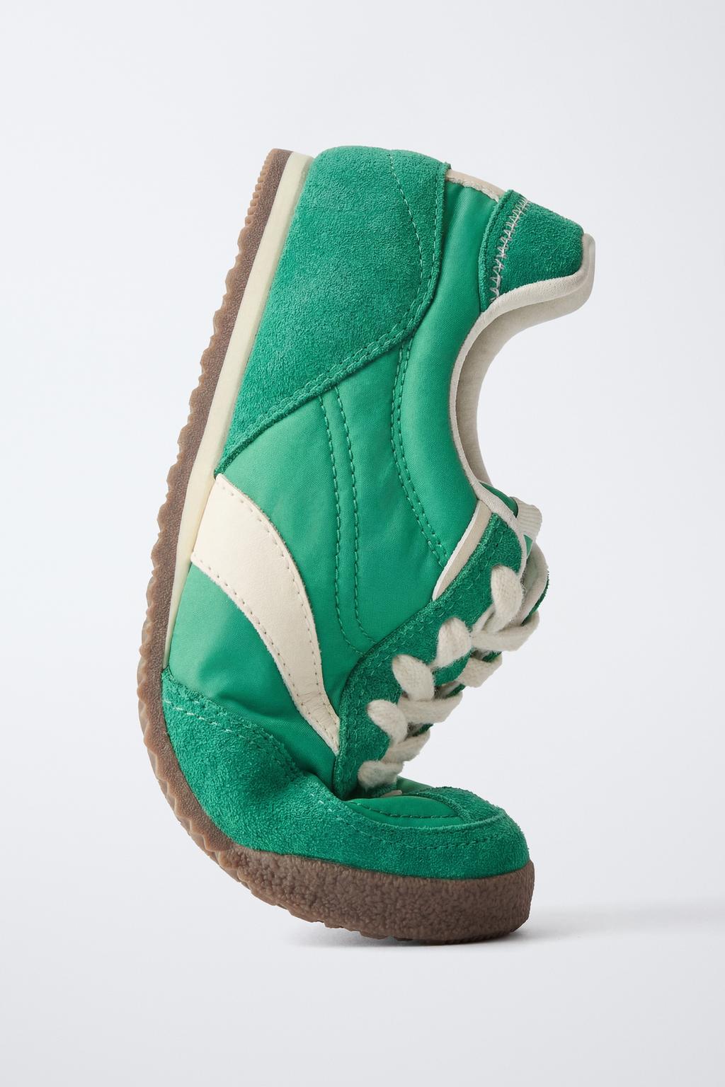 КОНТРАСТНЫЕ КРОССОВКИ