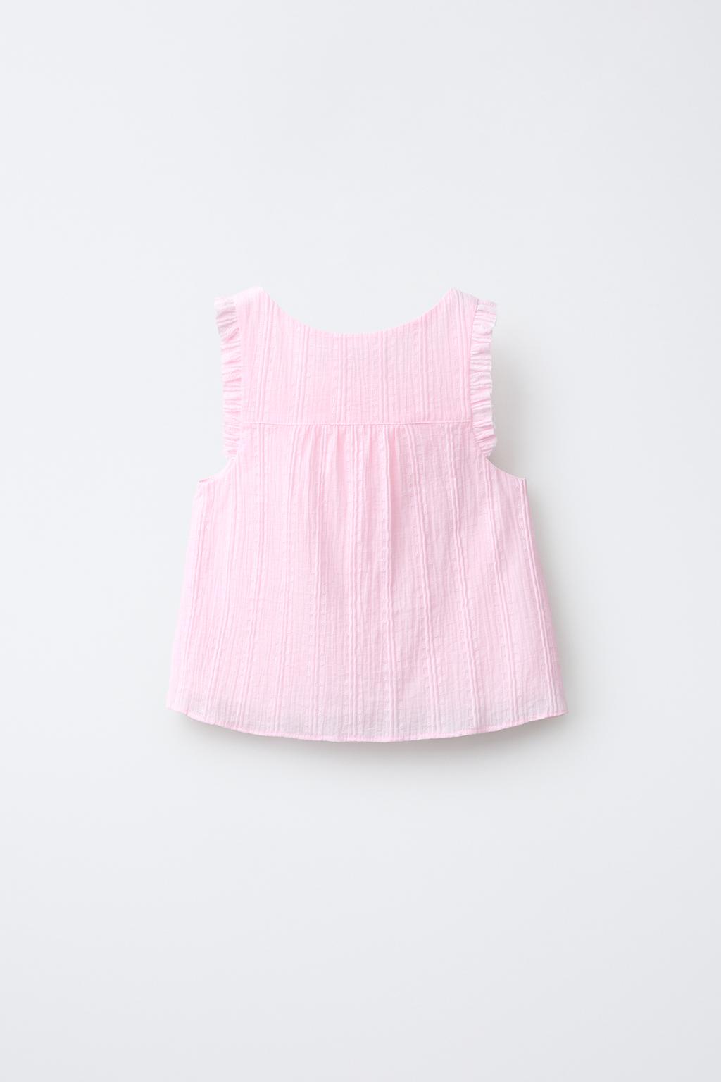 ТОП ИЗ РЕЛЬЕФНОЙ ТКАНИ