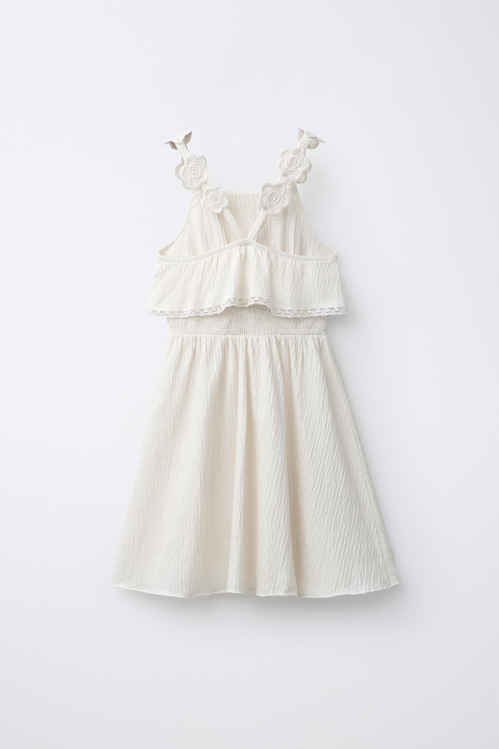 ПЛАТЬЕ С ВЫШИТЫМИ ЦВЕТАМИ