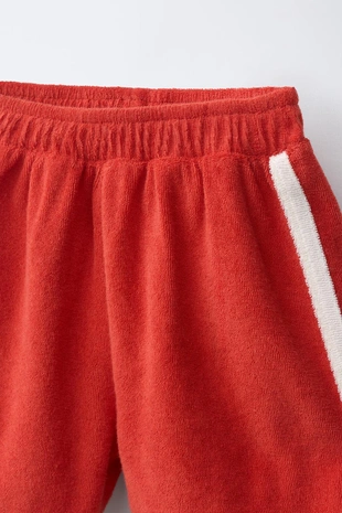 Комплект из футболки и шортов с вставками из махровой ткани