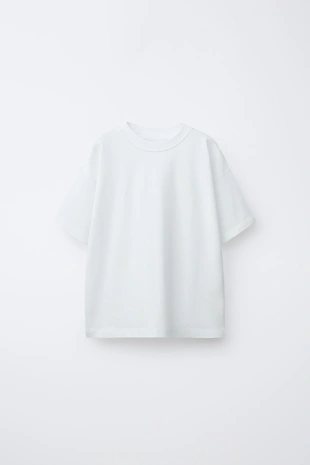 Набор из трех футболок: однотонные и в полоску- Заказать в России