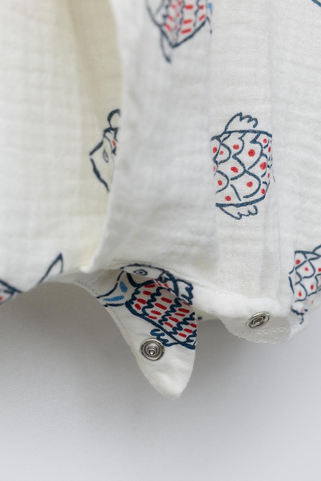 КОРОТКИЙ КОМБИНЕЗОН С ПРИНТОМ «РЫБЫ»