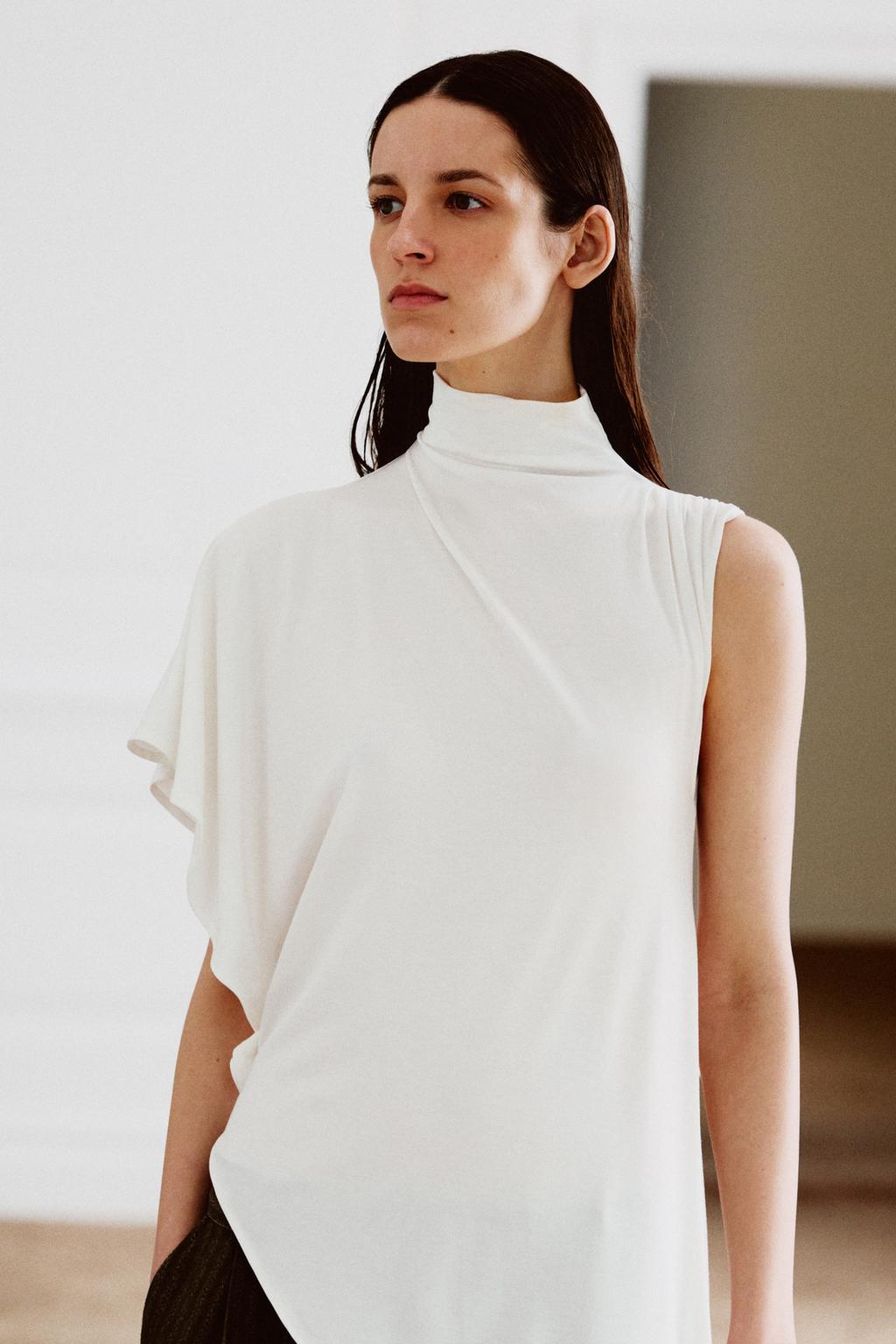 ТОП АСИММЕТРИЧНОГО КРОЯ СО СБОРКАМИ