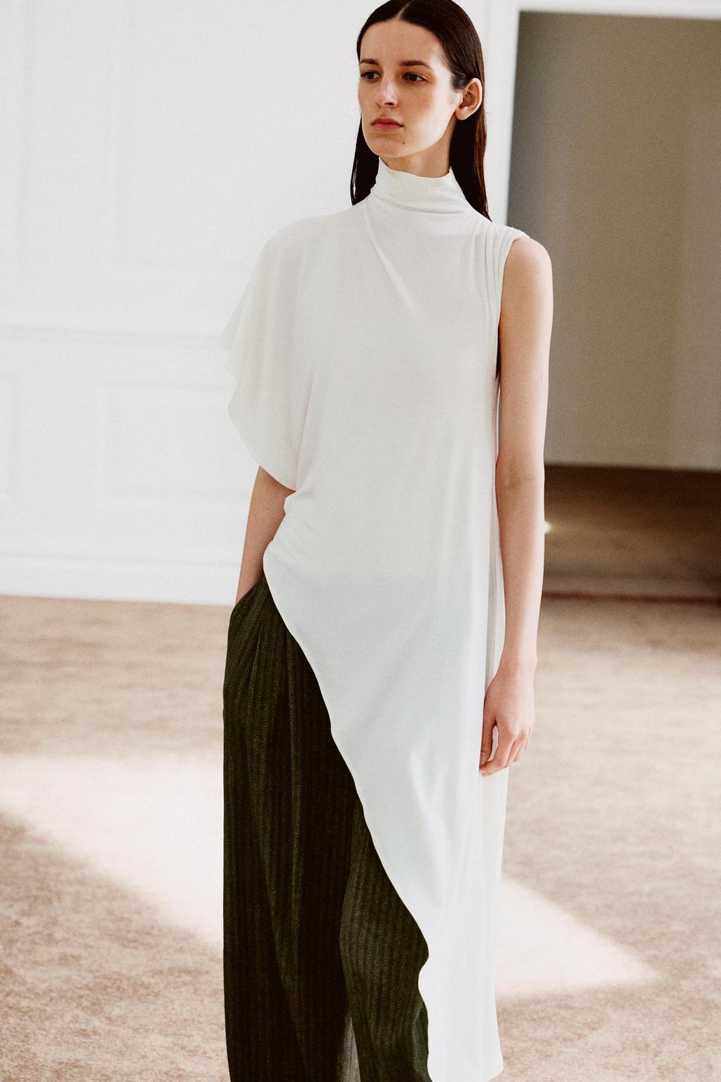 ТОП АСИММЕТРИЧНОГО КРОЯ СО СБОРКАМИ